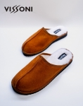 Men′s slippers made of genuine lambskin leather