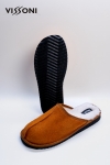 Men′s slippers made of genuine lambskin leather