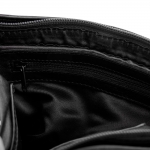 Компактна дамска чанта от мека телешка кожа