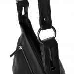 Shoulder bag with a beautiful front