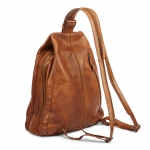 Everyday leather backpack – cognac, with a functional design