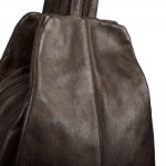 Everyday leather backpack – brown, with a functional design