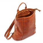 Стилна раница от мека телешка кожа