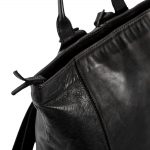 Стилна раница от мека телешка кожа