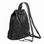Everyday leather backpack – black, with a functional design