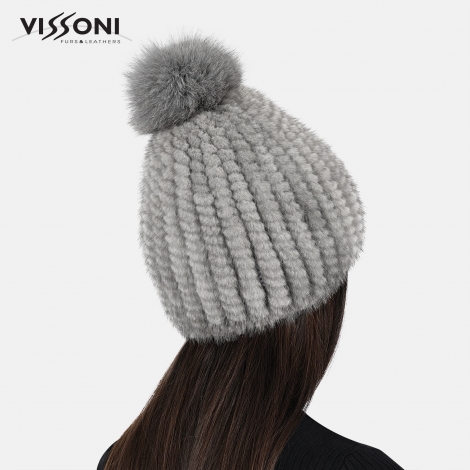 Дамска плетена шапка от естествен косъм на норка с помпон от лисица - Saphire